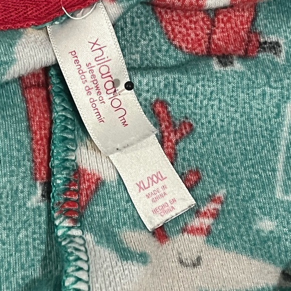 Bundle of Xhiliration one piece fuzzy Jammie’s size XL/XXL EUC - Picture 9 of 12